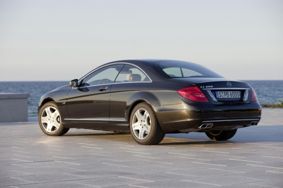  Mercedes-Benz CL600 2010 года  (фото 35 из 43)